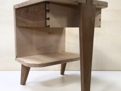 Meuble fait pendant la formation ébéniste dans un atelier d'ébénisterie à Montpellier