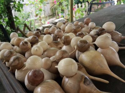Pièces en bois tournées pendant la formation tournage entre Chambéry et Grenoble