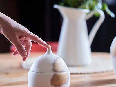 Pot pendant la formation céramique vers Nantes dans les Pays de la Loire