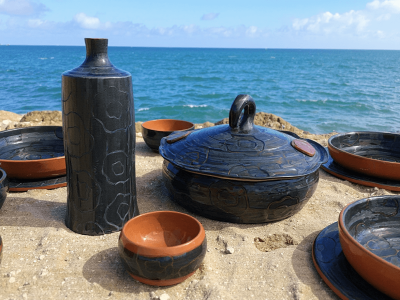 Poteries pendant la formation céramique à Nice