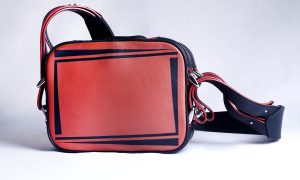 Sac Artbag de Flora, formatrice en maroquinerie à Marseille PACA