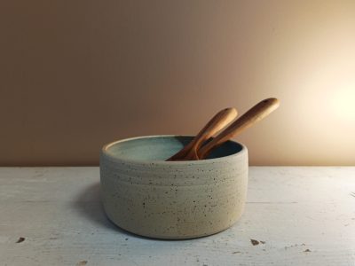 Saladier au cours de la formations céramique et poterie avec une céramiste en Vendée vers Nantes