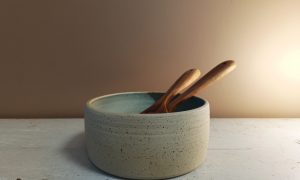 Saladier au cours de la formations céramique et poterie avec une céramiste en Vendée vers Nantes