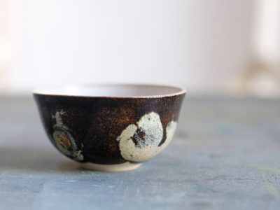 Tasse pendant la formation poterie et céramique à Bize Minervois vers Narbonne