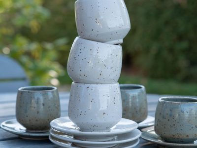 Tasses au cours de la formation céramique et poterie vers Auch dans le Gers