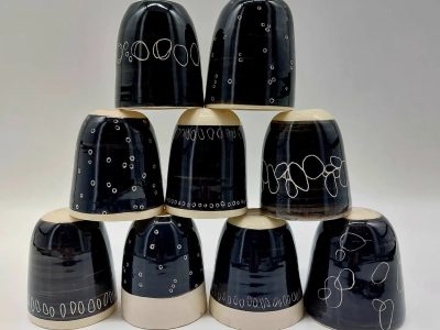 Tasses pendant la formation céramique à Toulouse en Haute-Garonne