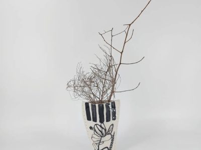 Vase pendant la formation céramique en Haute-Garonne avec une céramiste