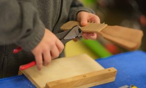 Découpe Formation Luthier située entre Besançon et Dijon