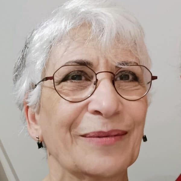 Marie Kazazian, céramiste à Gardanne