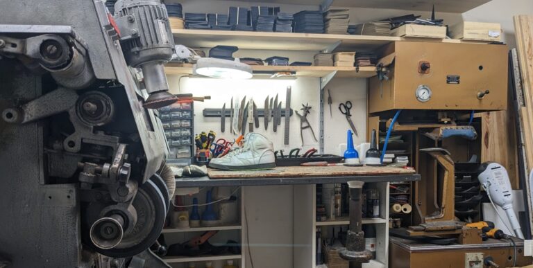 Atelier de Cordonnerie 360° à Castelnaudary vers Toulouse